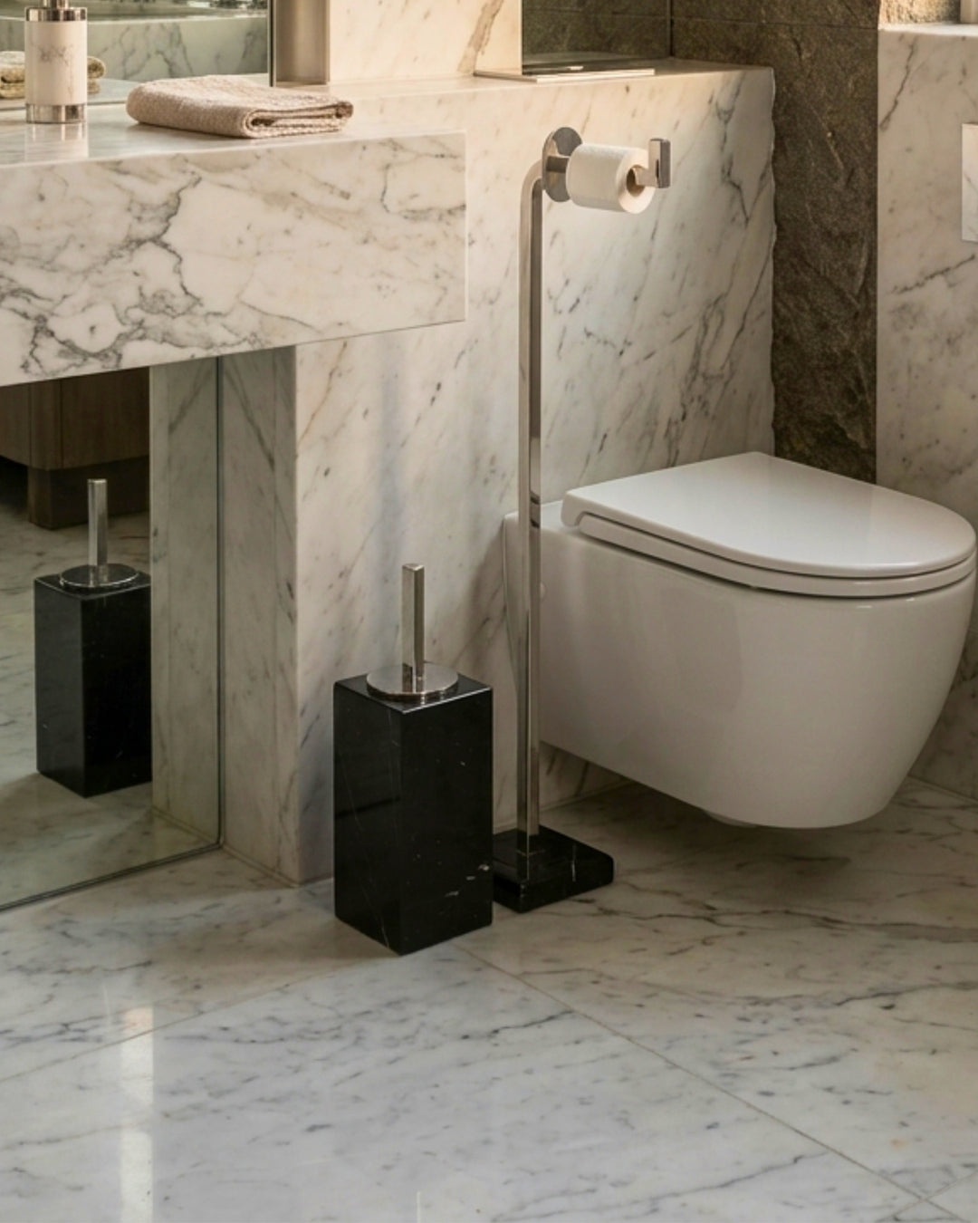 Toilette Brush Holder
