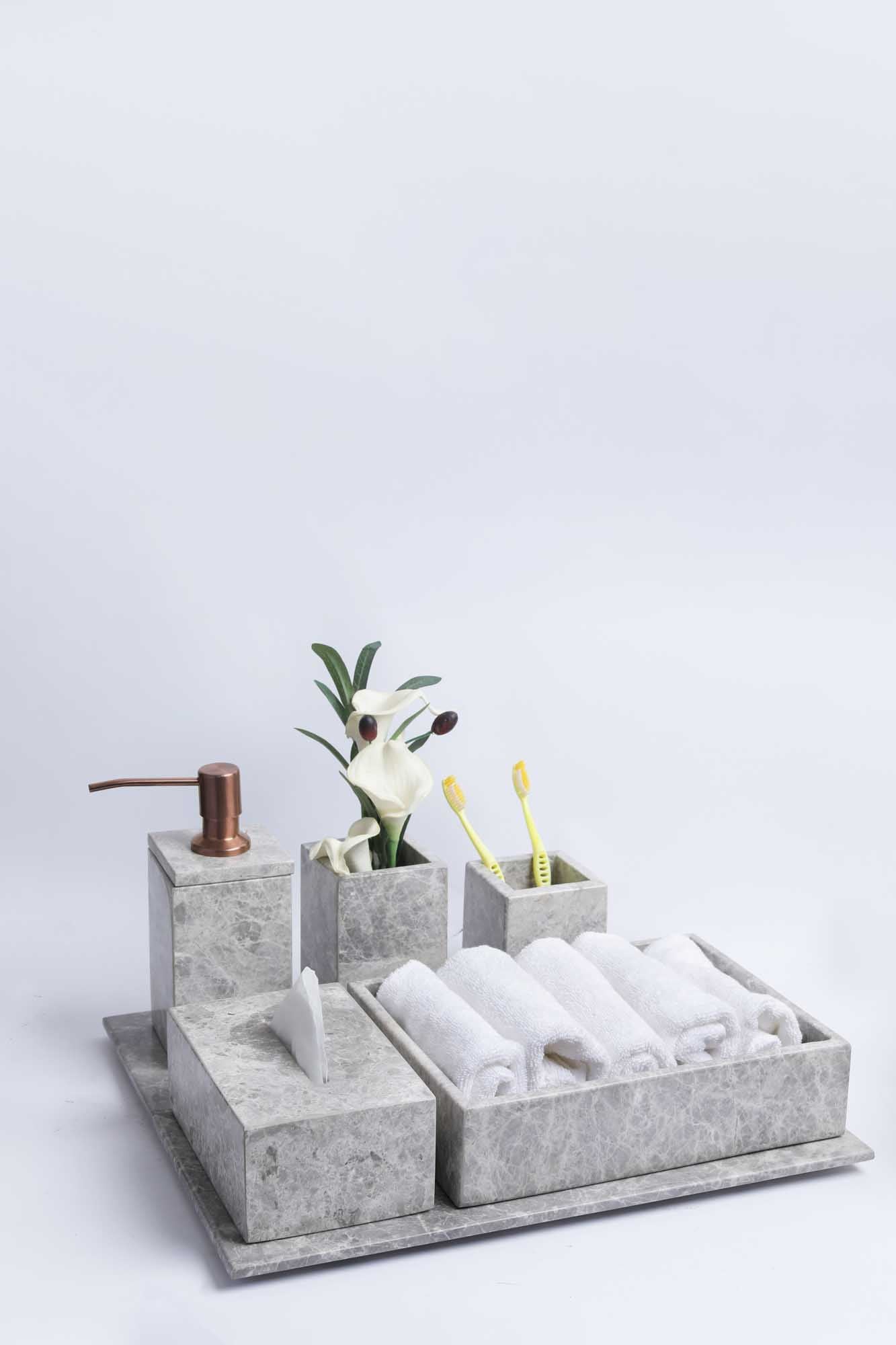 Luxos Marble Set