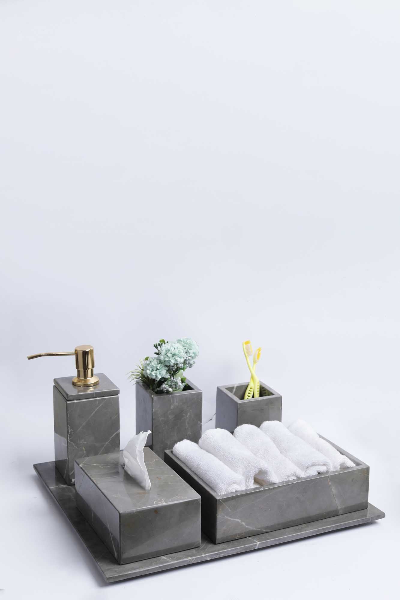 Luxos Marble Set