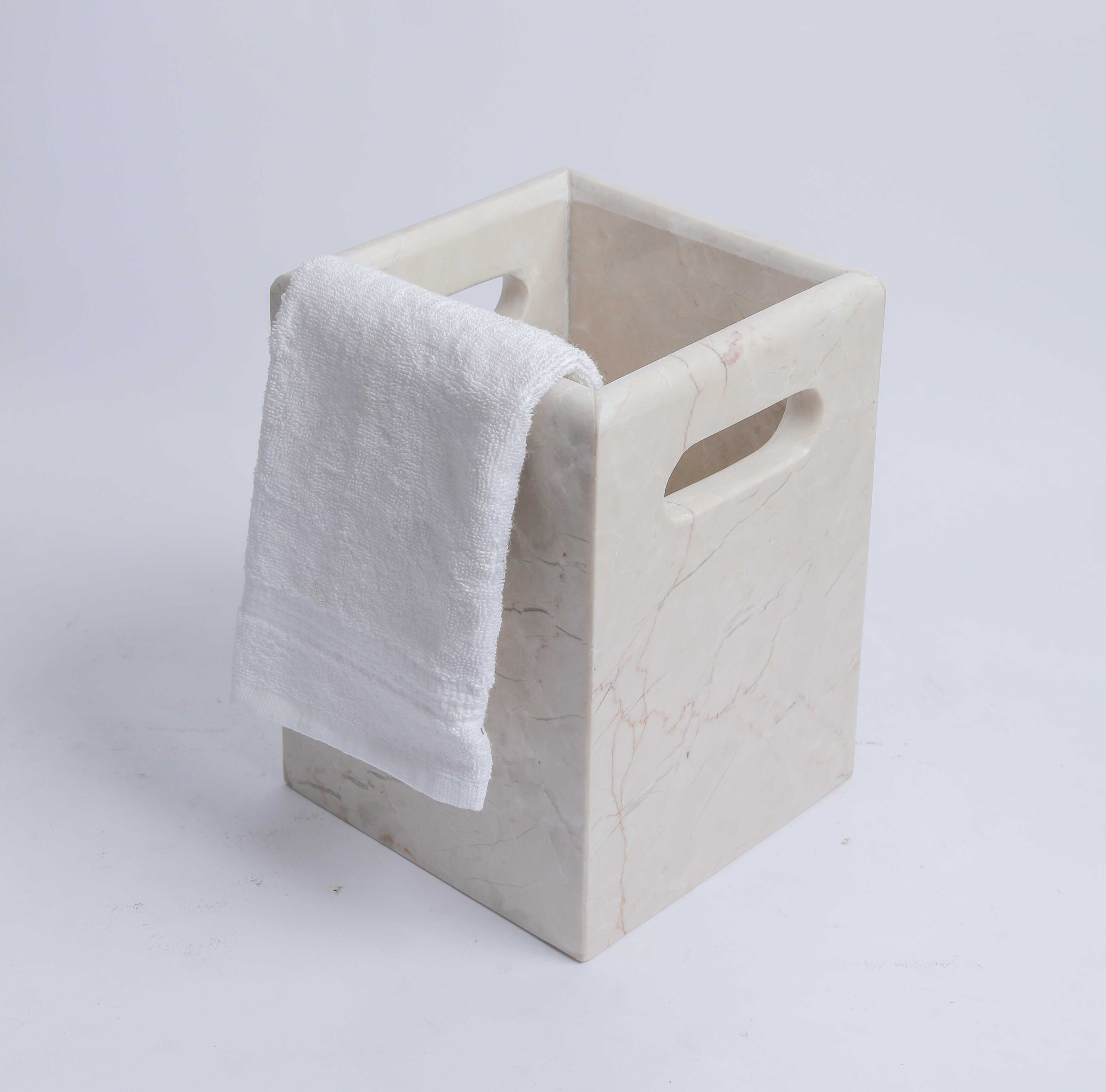 Laundry Marble towels basket