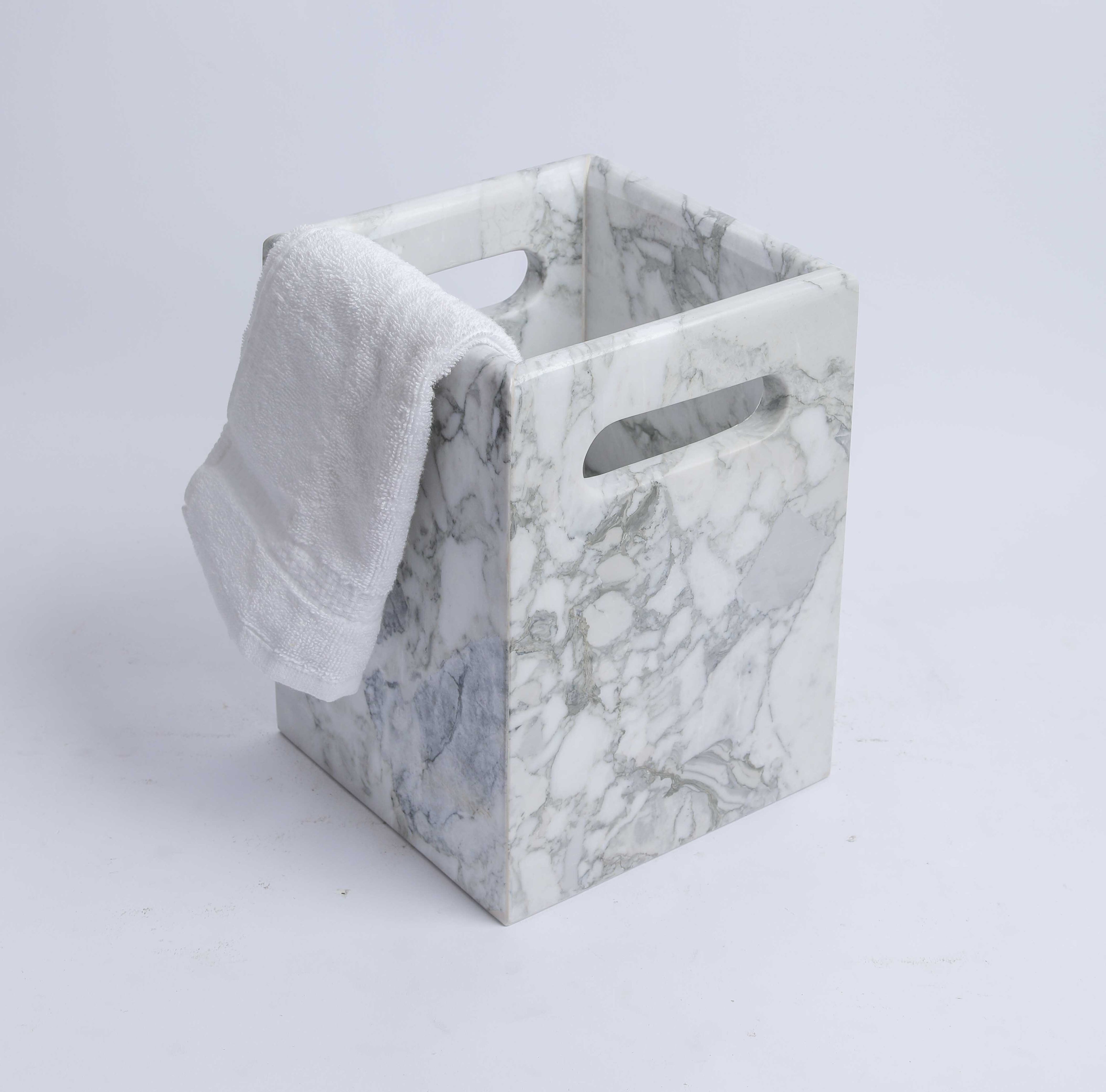 Laundry Marble towels basket