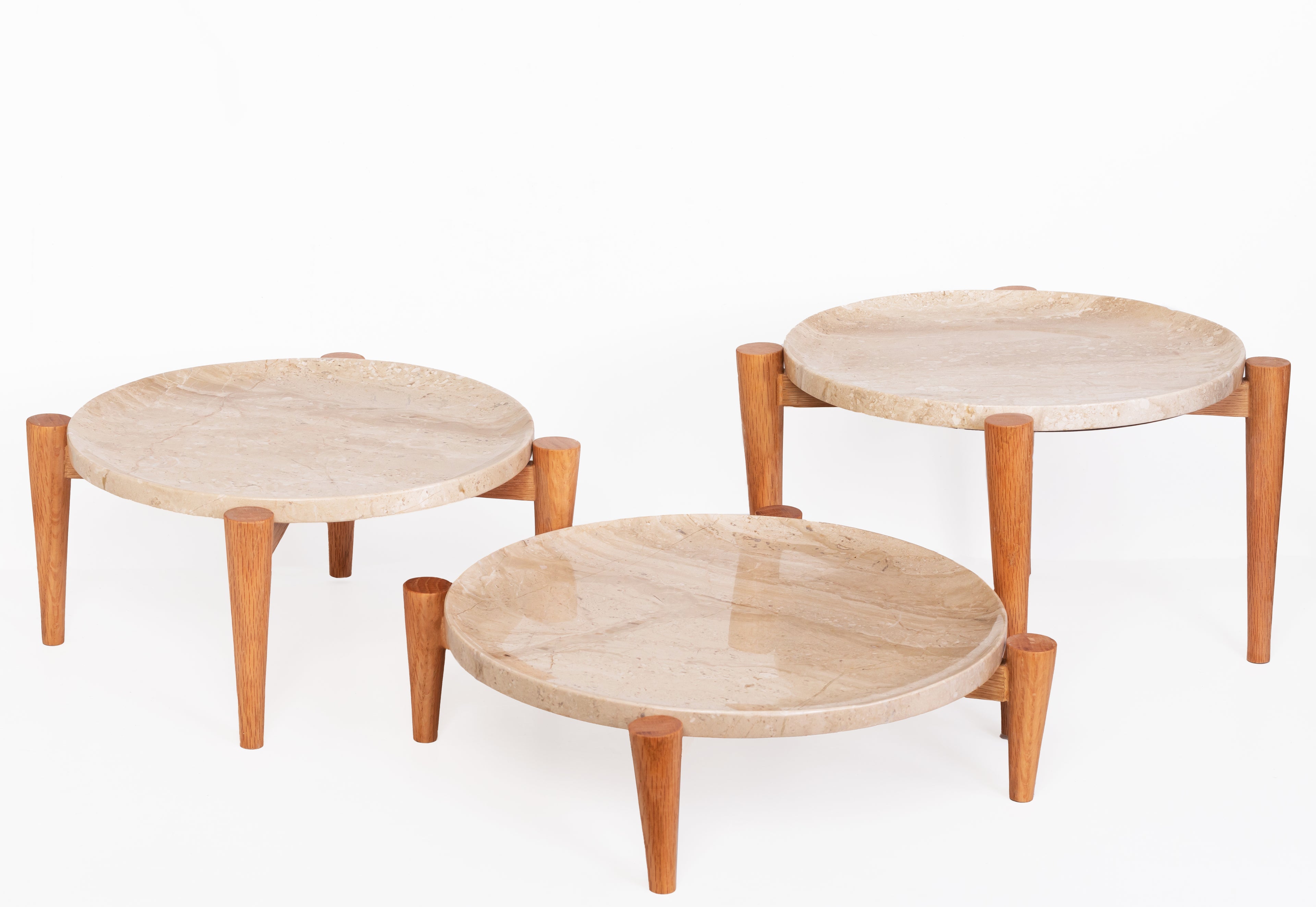 Service Plate with triple Wood stand