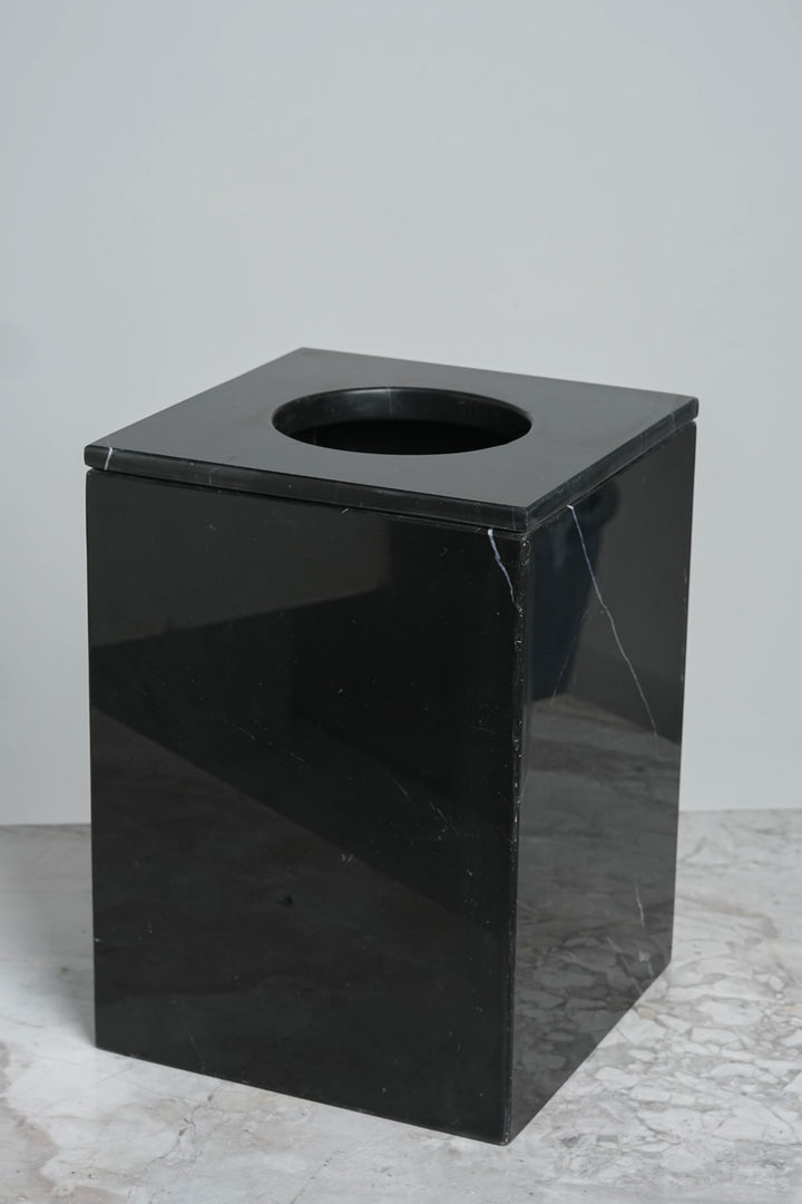 Marble Tissues basket with cover