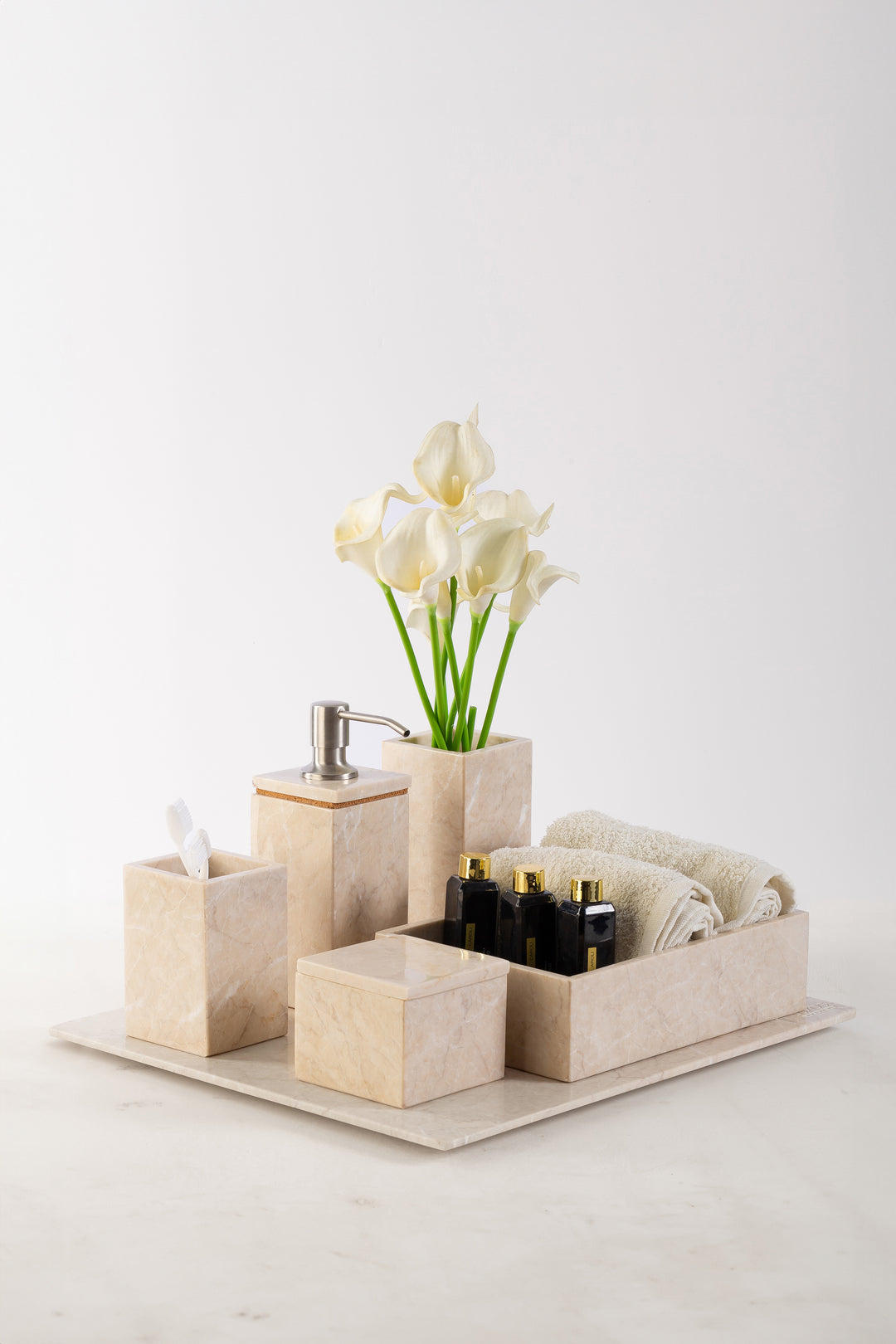 Luxos Marble Set