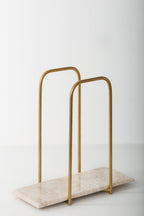 حامل المناشف