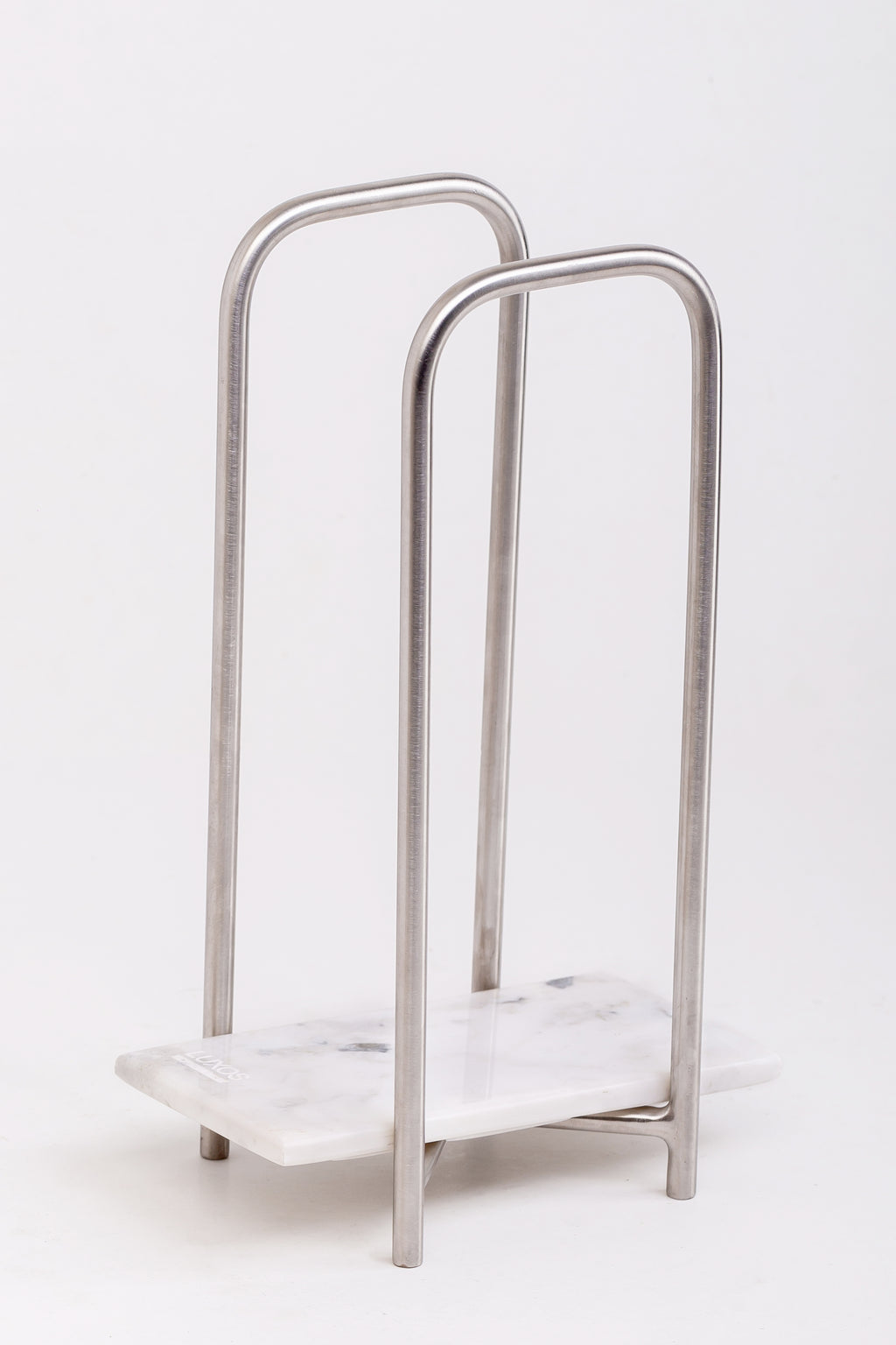 حامل المناشف