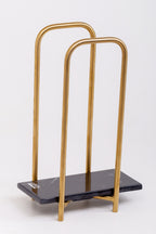 حامل المناشف